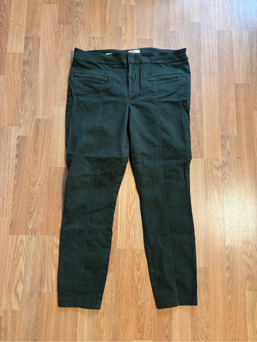 LOFT Olive Green Skinny Ankle Pants